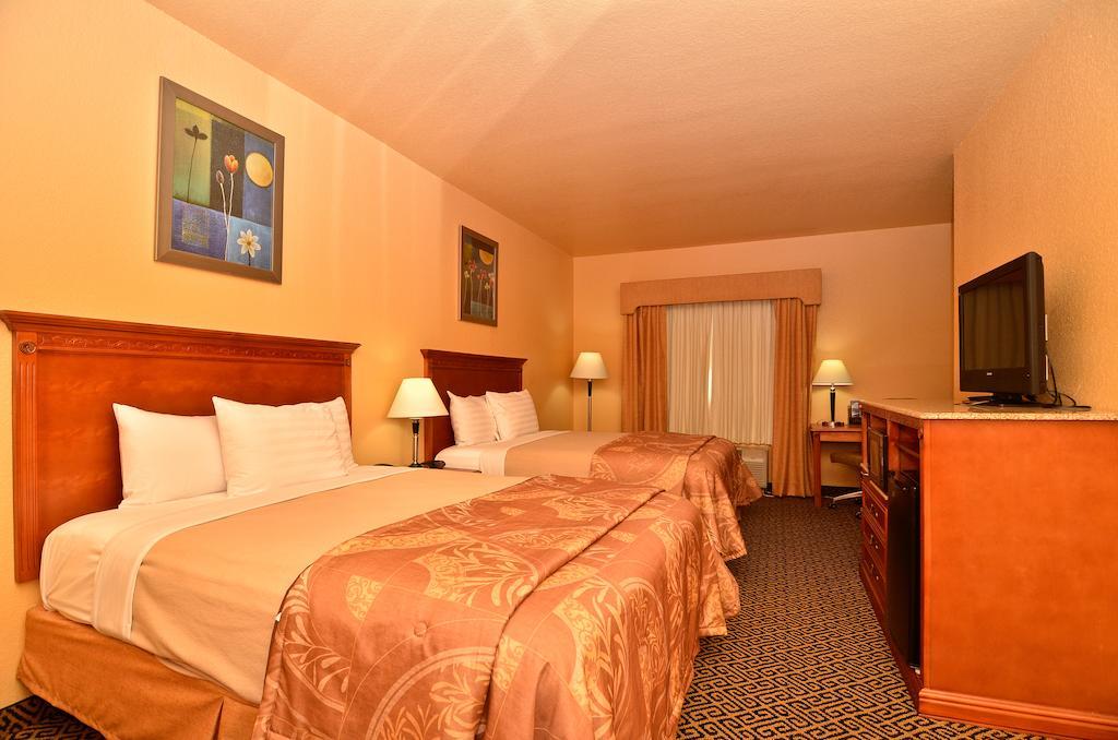 Hiway Inn Express Of Брокен-Боу Номер фото