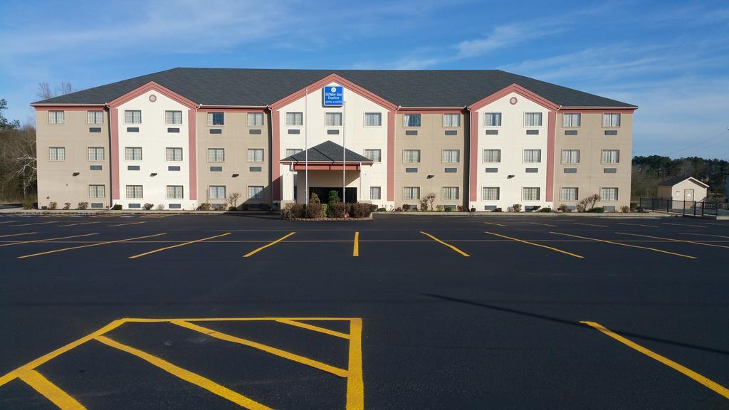 Hiway Inn Express Of Брокен-Боу Экстерьер фото